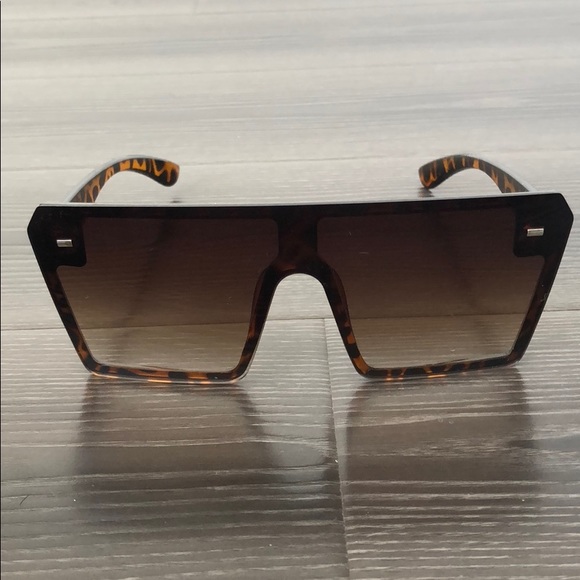 New beautiful ombré sunglasses - Picture 2 of 12